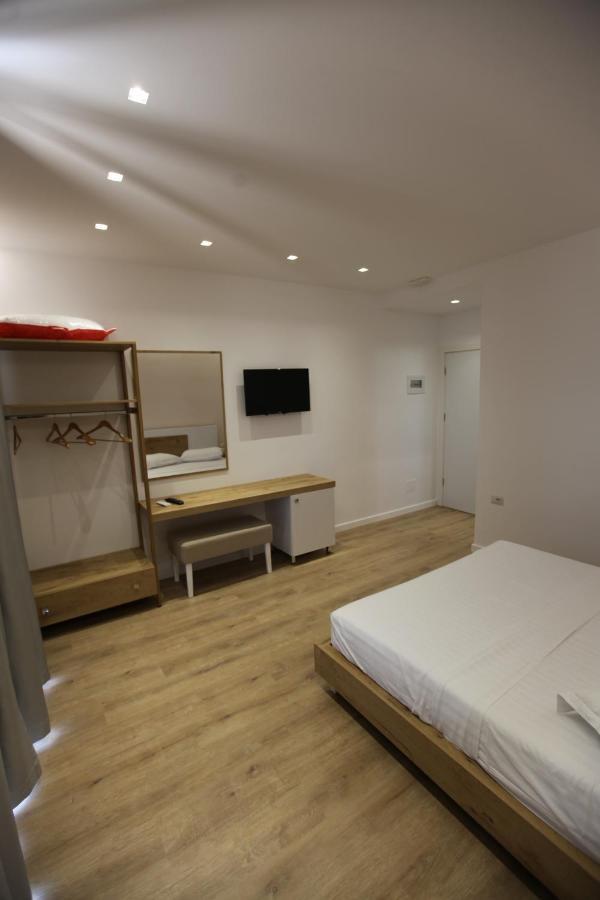 סרנדה Sea Breeze Villa מראה חיצוני תמונה