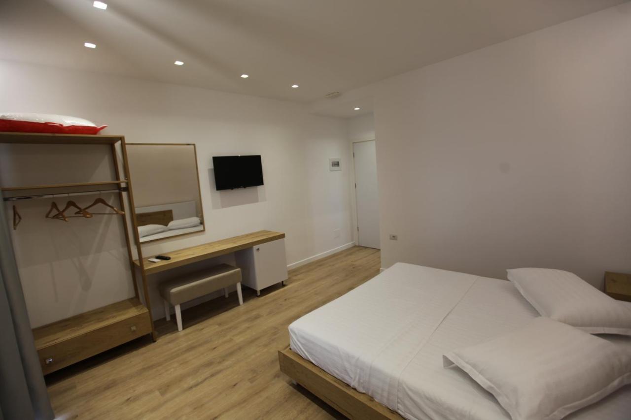 סרנדה Sea Breeze Villa מראה חיצוני תמונה