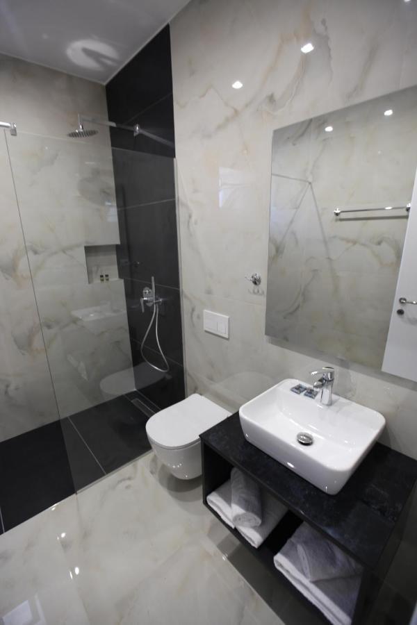 סרנדה Sea Breeze Villa מראה חיצוני תמונה