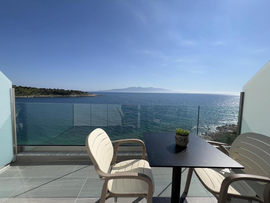 סרנדה Sea Breeze Villa מראה חיצוני תמונה