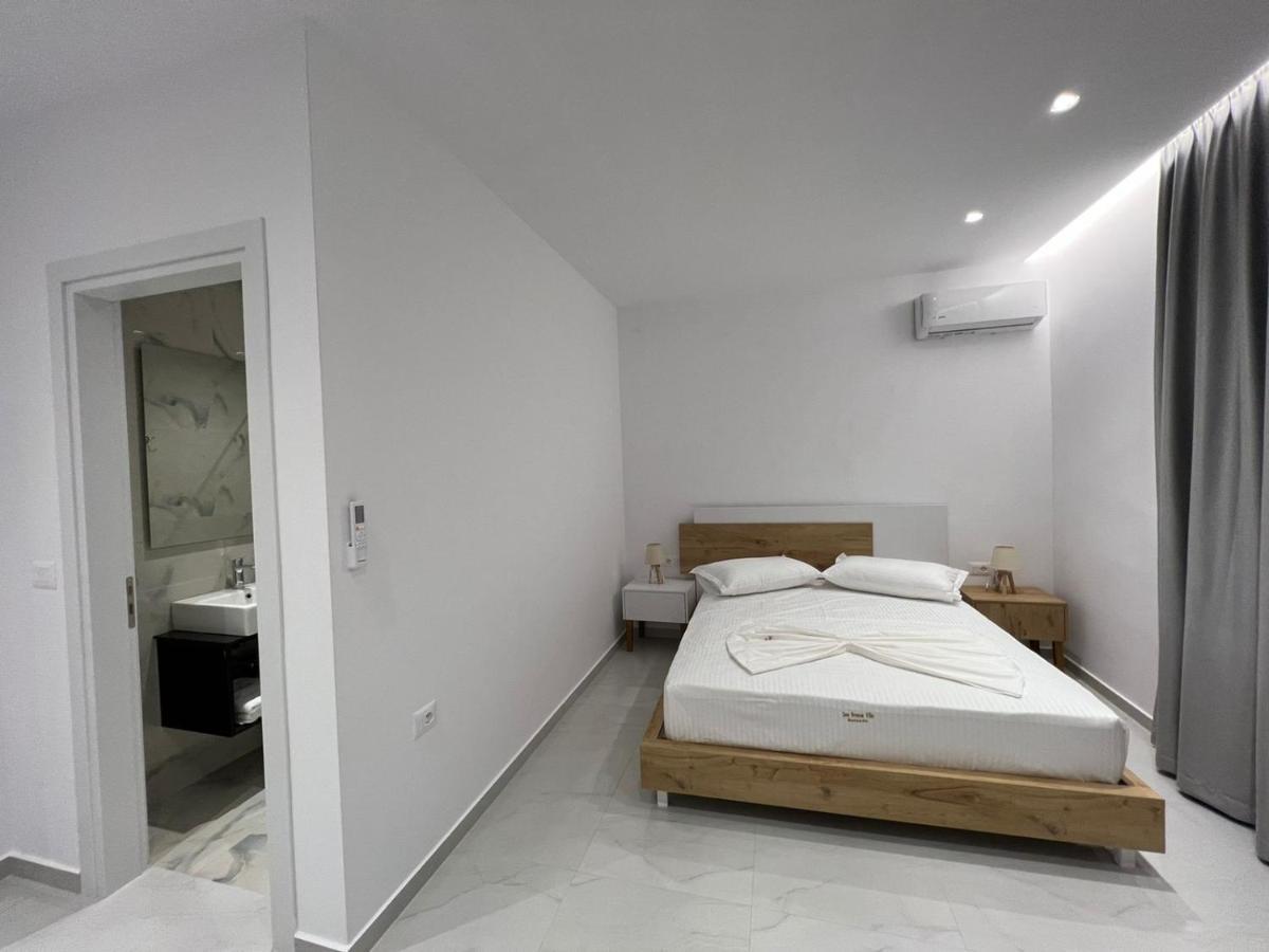 סרנדה Sea Breeze Villa מראה חיצוני תמונה
