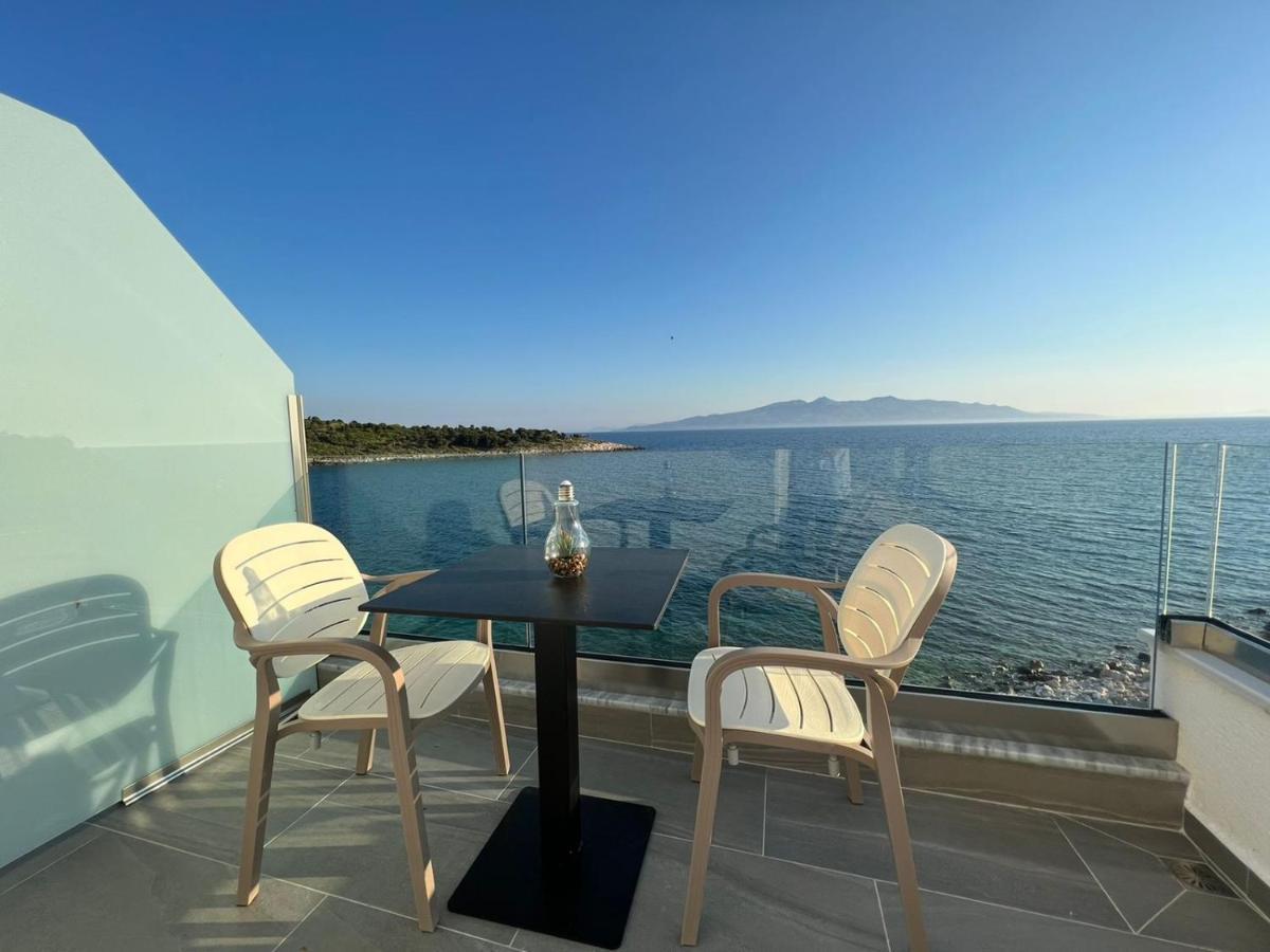 סרנדה Sea Breeze Villa מראה חיצוני תמונה