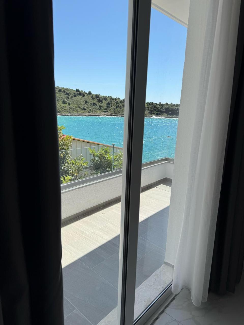 סרנדה Sea Breeze Villa מראה חיצוני תמונה