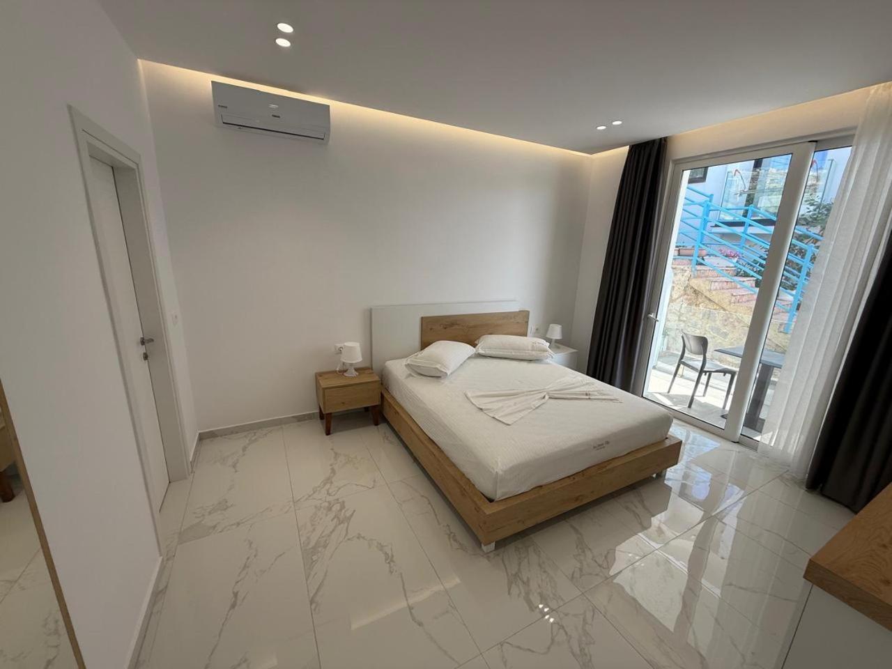 סרנדה Sea Breeze Villa מראה חיצוני תמונה